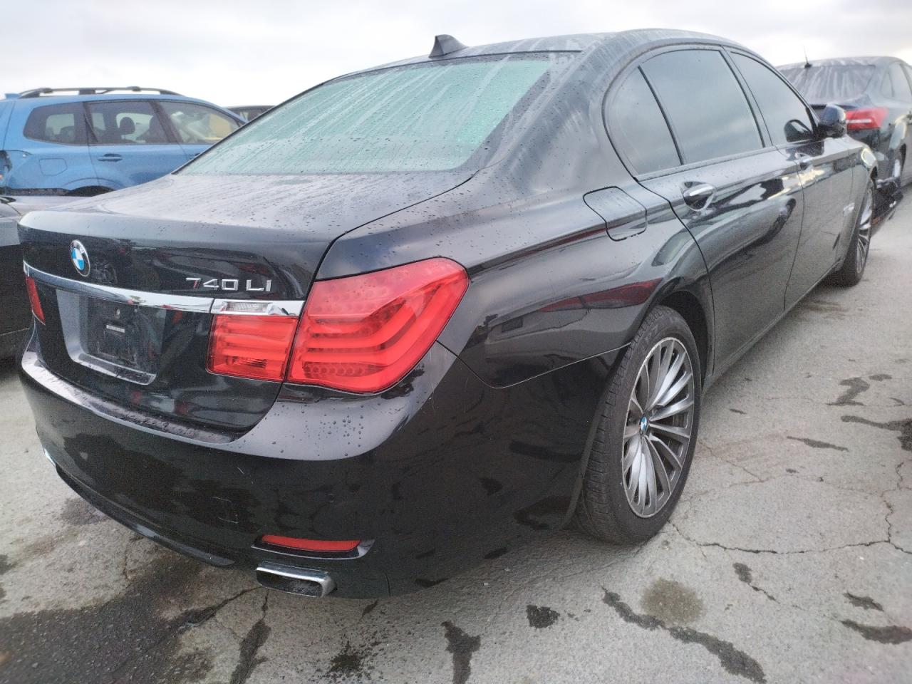 Photo 4 from auction – 2011 BMW 740 LI with VIN WBAKB4C57BC574336
