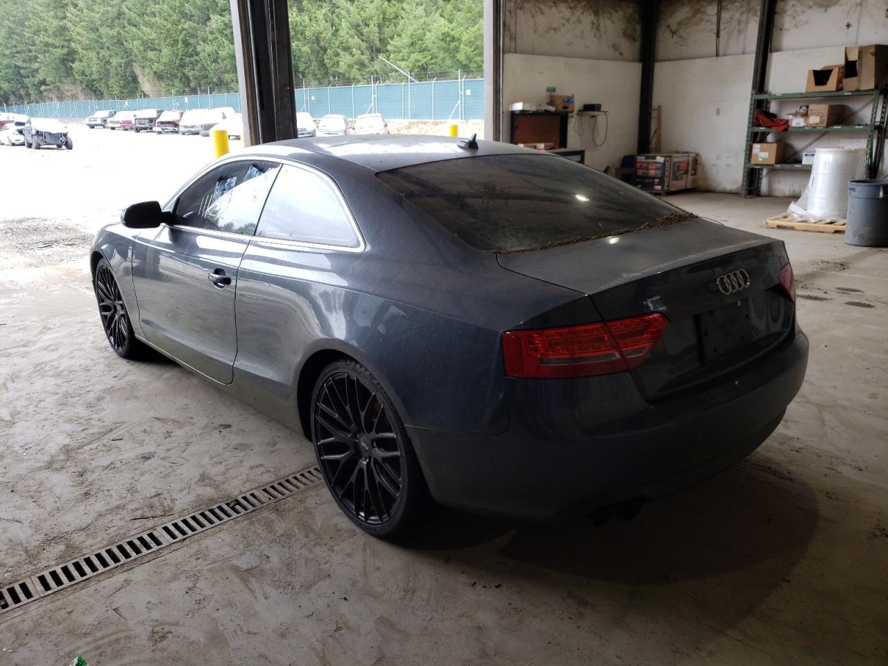 Photo 3 from auction – 2010 AUDI A5 PREMIUM with VIN WAULFAFRXAA041588