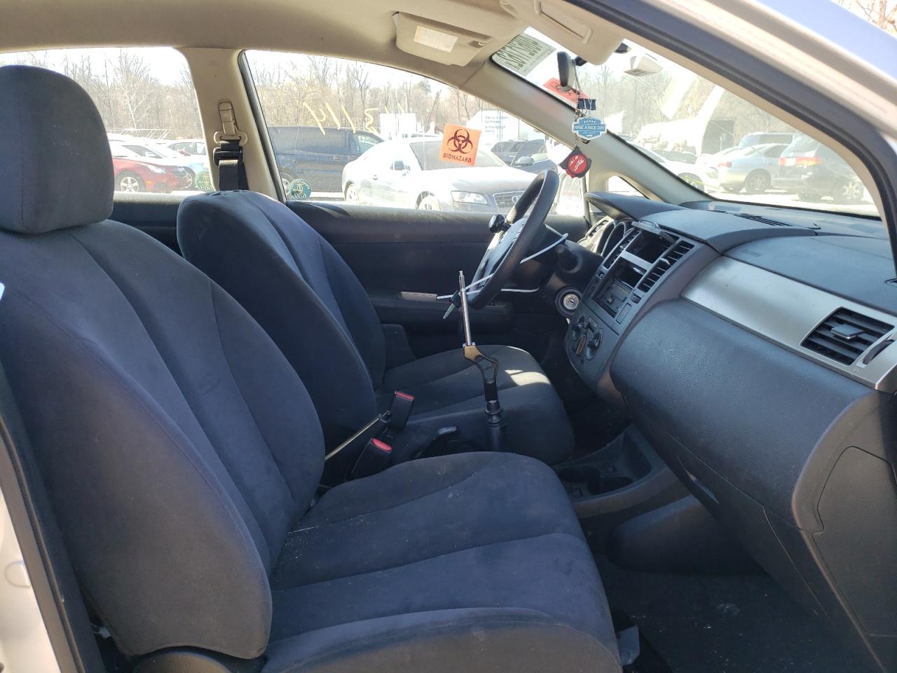 Photo 5 from auction – 2009 NISSAN VERSA S with VIN 3N1BC11E39L495006