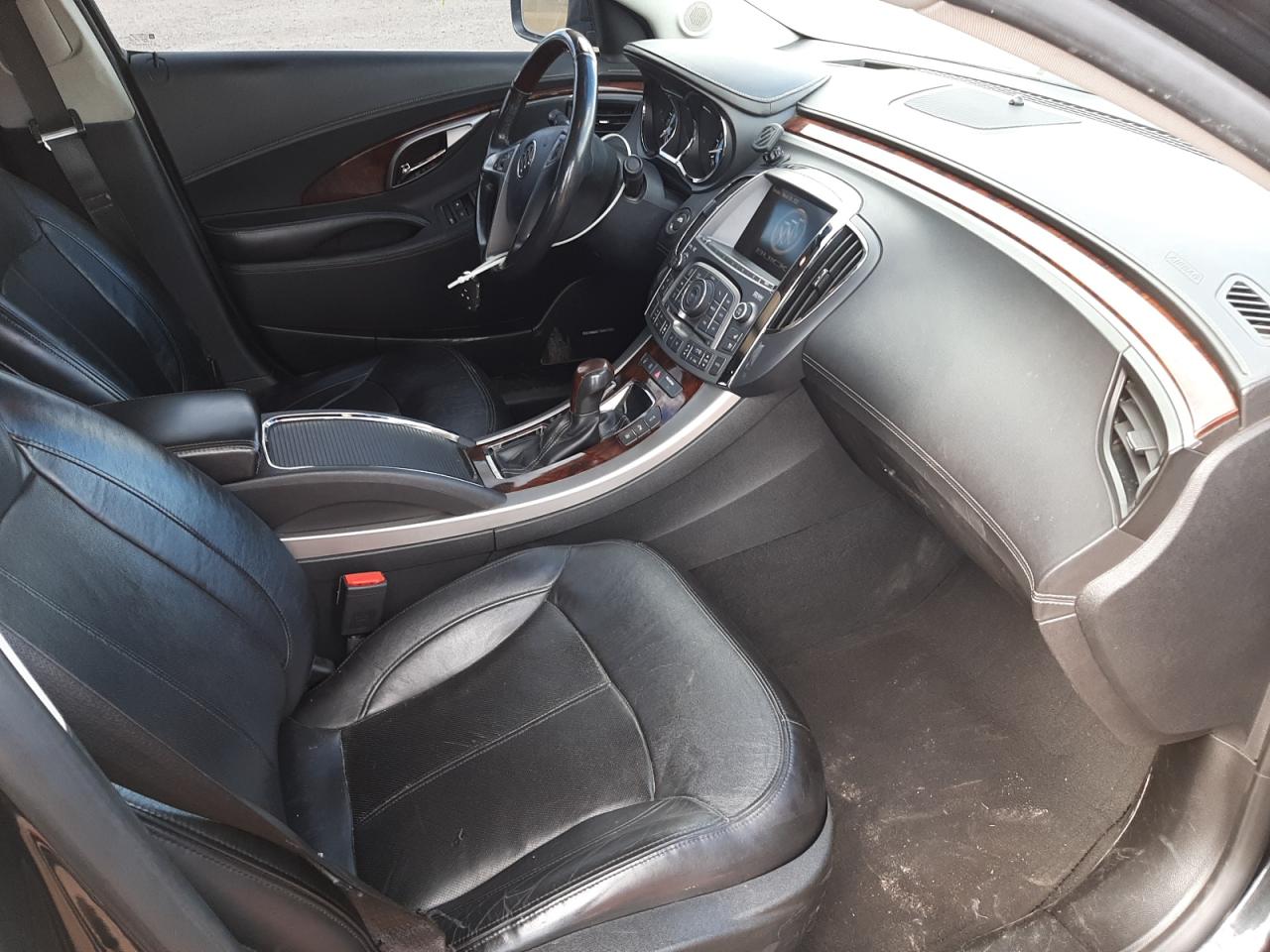 Photo 5 from auction – 2011 BUICK LACROSSE C with VIN 1G4GD5ED8BF192260
