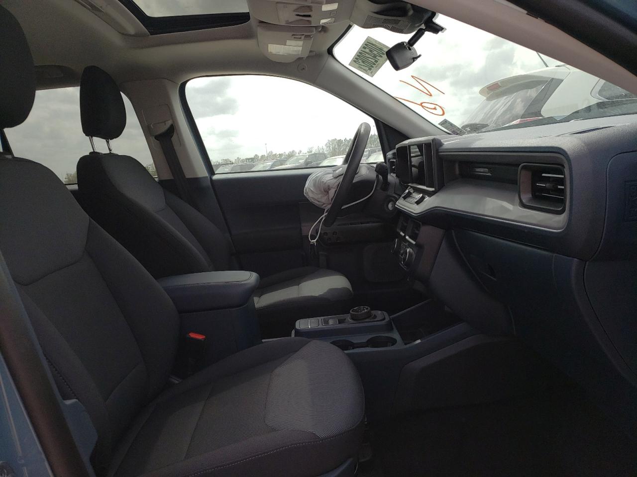 Photo 5 from auction – 2022 FORD MAVERICK X with VIN 3FTTW8E90NRA23108