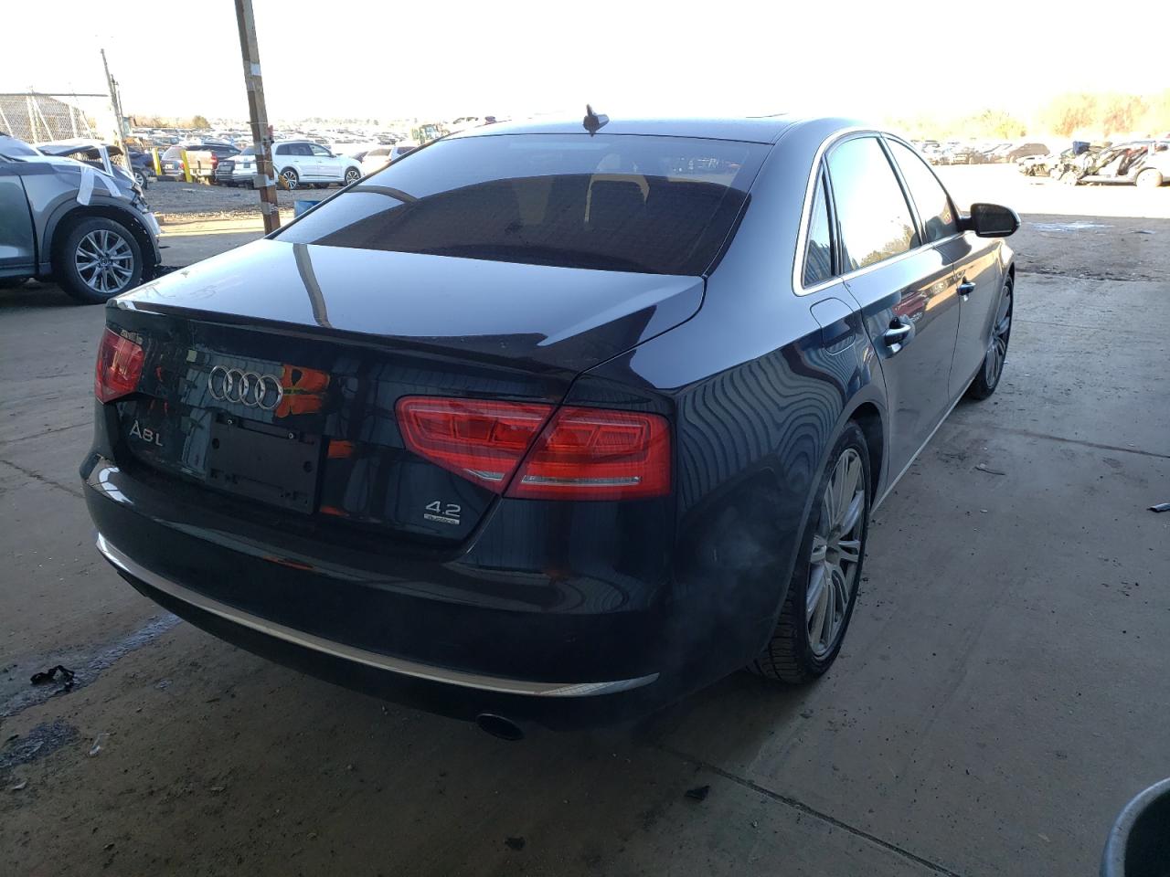 Photo 4 from auction – 2011 AUDI A8 L QUATT with VIN WAURVAFD4BN020568