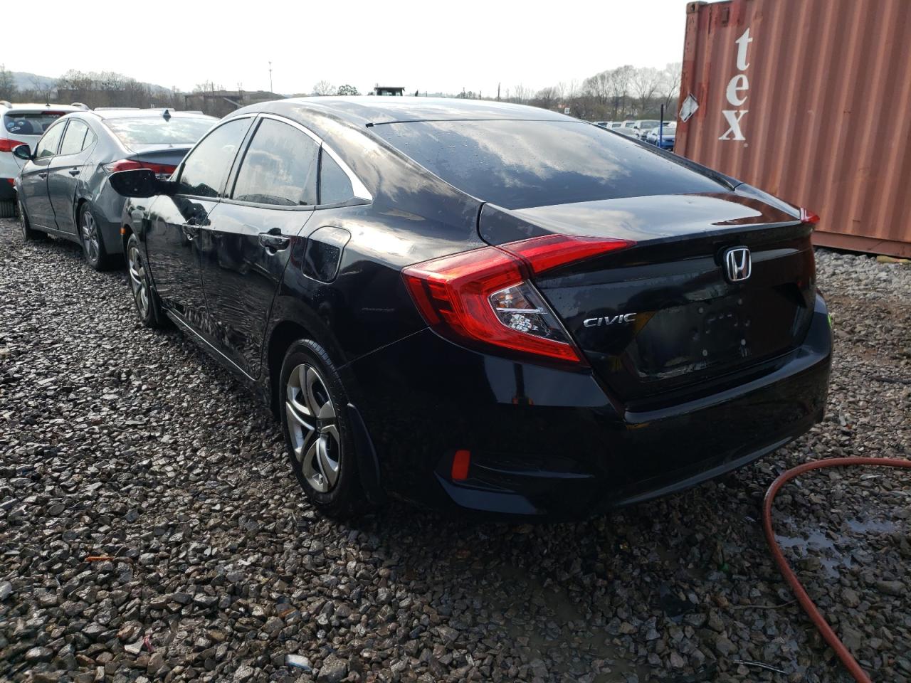 Photo 3 from auction – 2018 HONDA CIVIC LX with VIN 19XFC2F57JE011649