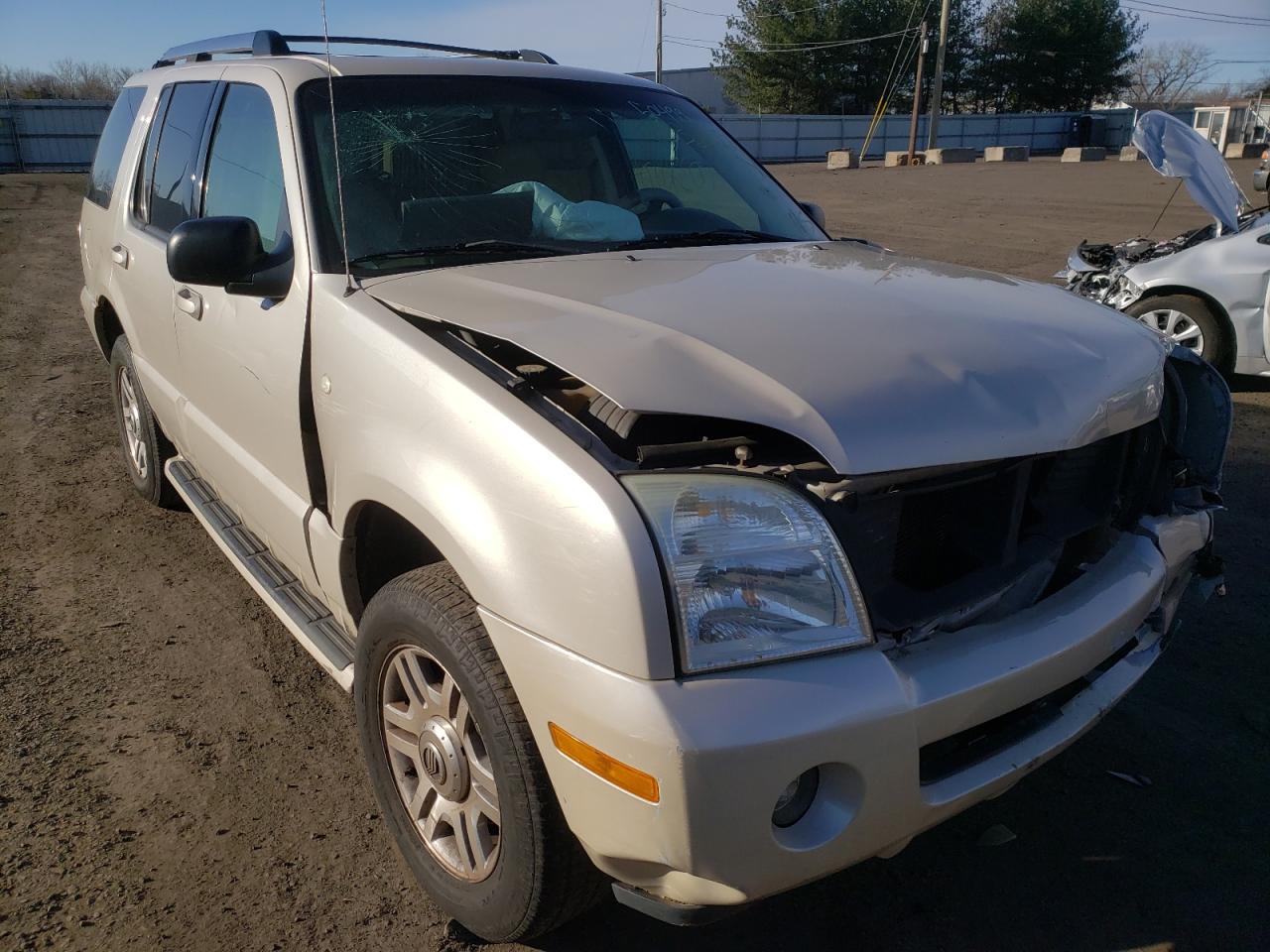 MERCURY MOUNTAINEE 2005 with VIN 4M2DU86W55ZJ24245 - Photo from auction