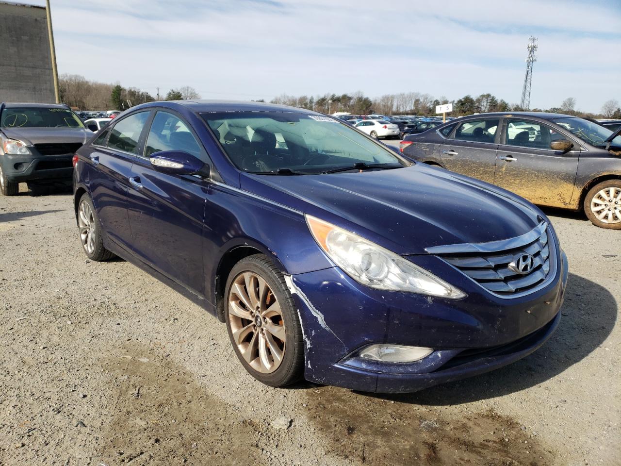 HYUNDAI SONATA SE 2011 with VIN 5NPEC4AB1BH238224 - Photo from auction