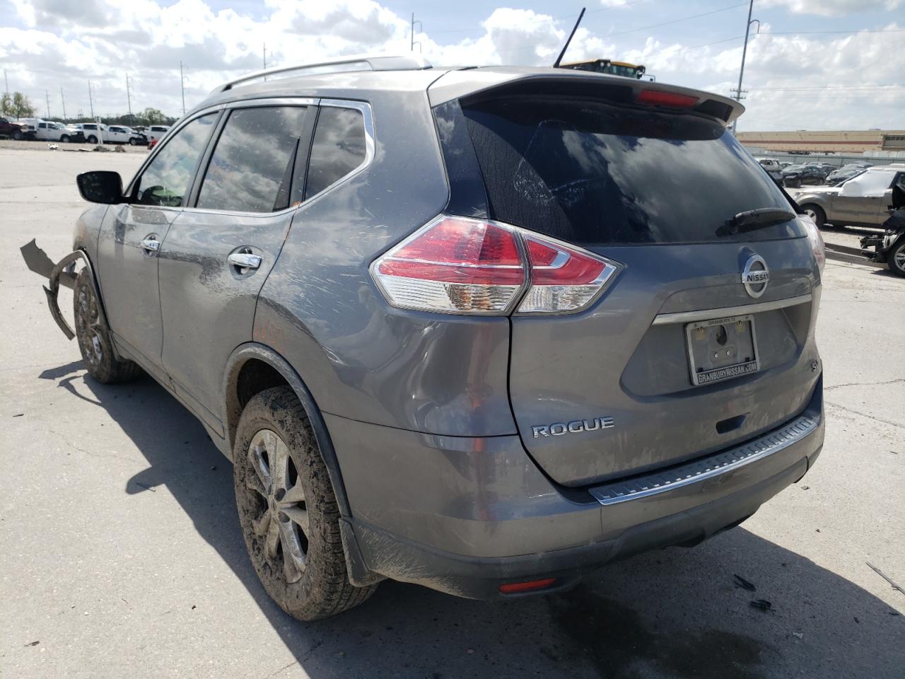 Photo 3 from auction – 2016 NISSAN ROGUE S with VIN KNMAT2MT2GP723622