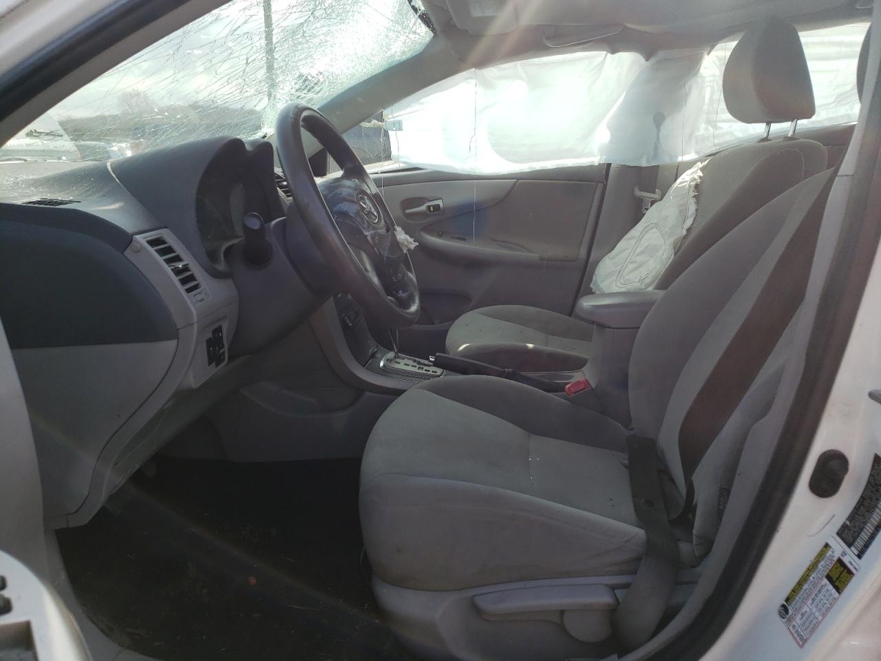 Photo 5 from auction – 2010 TOYOTA COROLLA with VIN 2T1BU4EE9AC280372