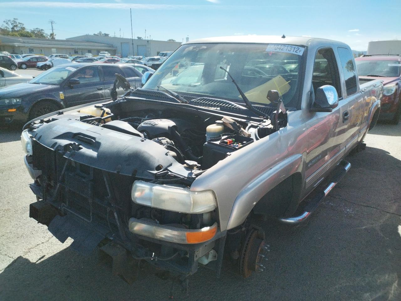 Photo 2 from auction – 2001 CHEVROLET SILVERADO with VIN 1GCHC29U71E173465