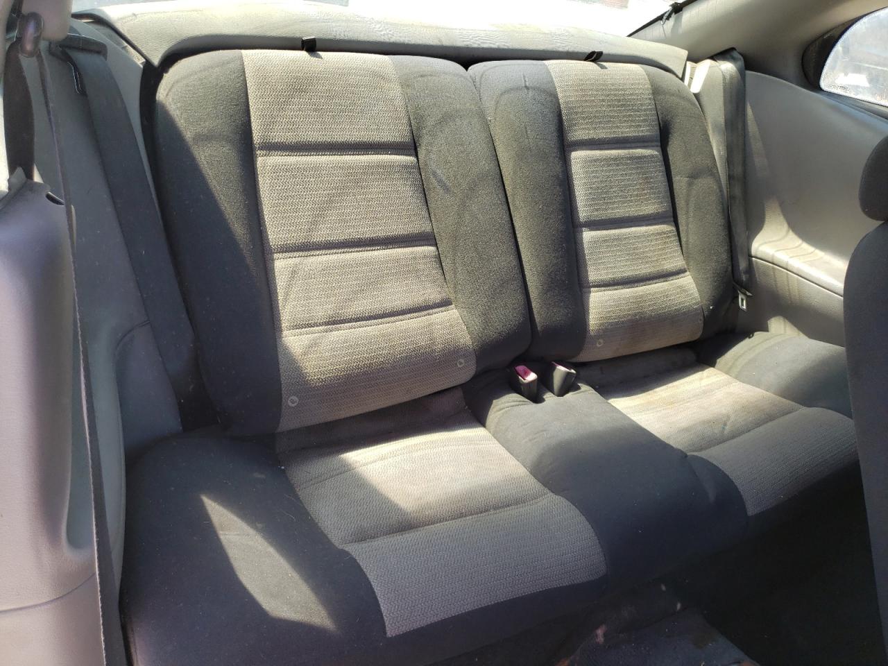 Photo 6 from auction – 2004 FORD MUSTANG with VIN 1FAFP40664F160054
