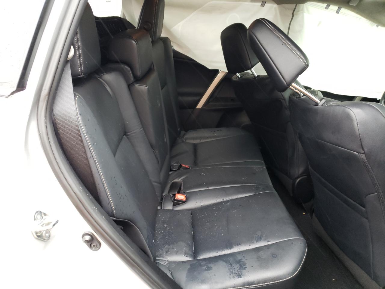 Photo 6 from auction – 2015 TOYOTA RAV4 LIMIT with VIN 2T3DFREV3FW349120