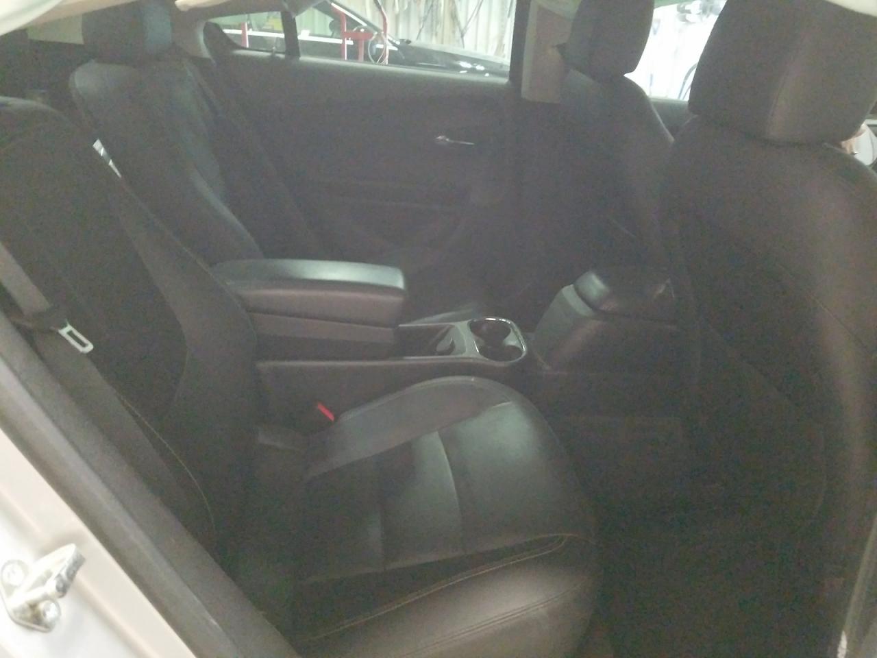 Photo 6 from auction – 2014 CHEVROLET VOLT with VIN 1G1RD6E40EU149902