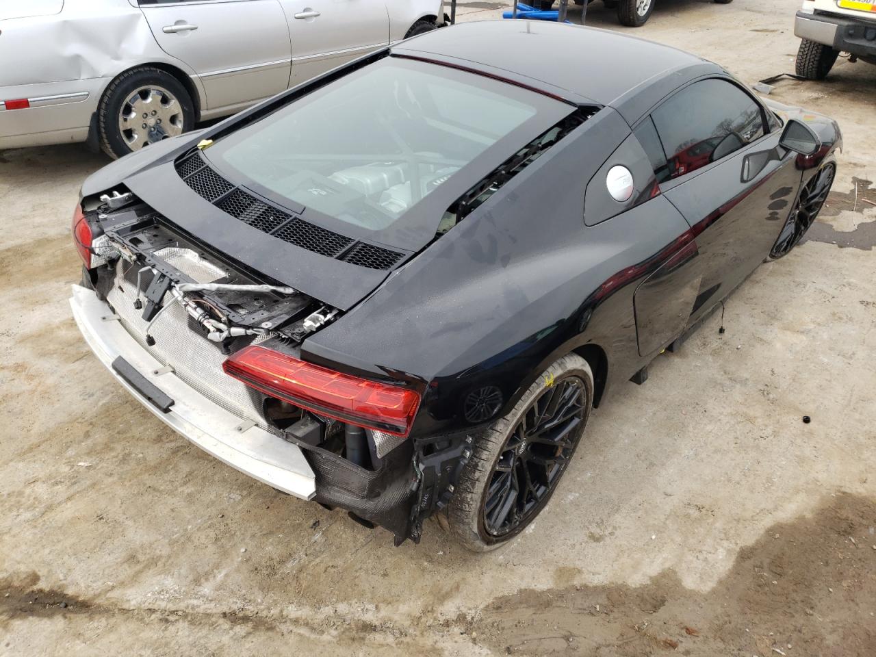 Photo 4 from auction – 2018 AUDI R8 5.2 PLU with VIN WUAKBAFX6J7901320