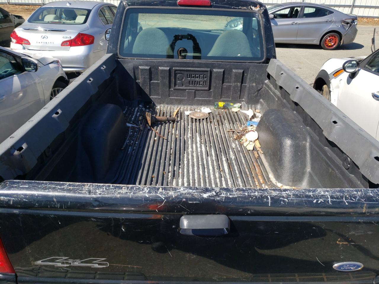 Photo 6 from auction – 2001 FORD RANGER with VIN 1FTYR11E71TB07961