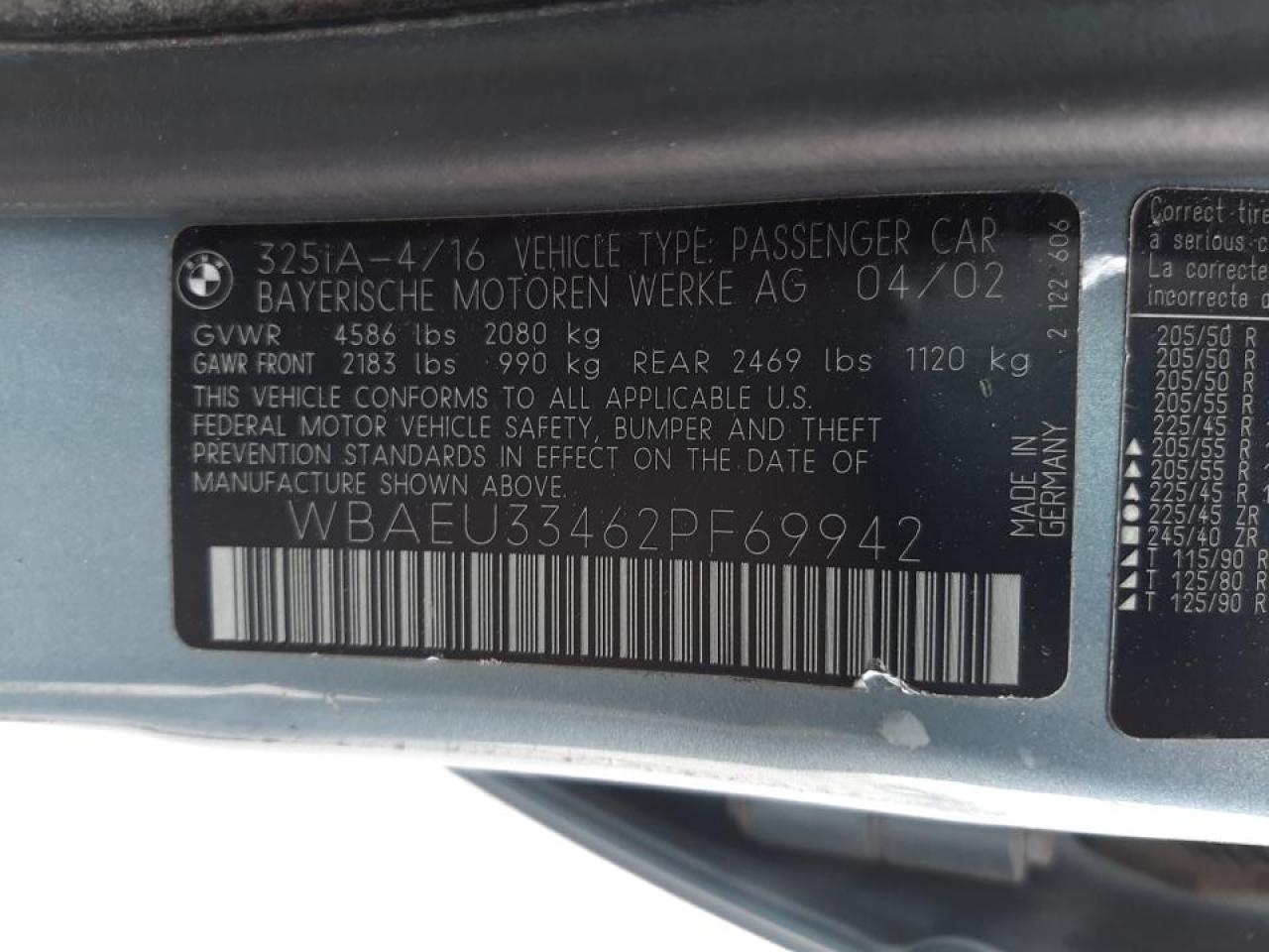 Photo 10 from auction – 2002 BMW 325 XI with VIN WBAEU33462PF69942