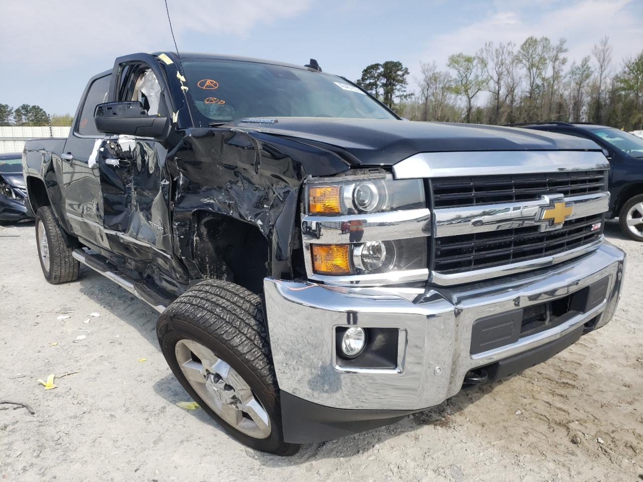 CHEVROLET SILVERADO 2016 with VIN 1GC1KWE8XGF228871 - Photo from auction