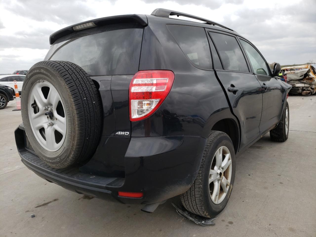 Photo 4 from auction – 2012 TOYOTA RAV4 with VIN 2T3BF4DV3CW260154