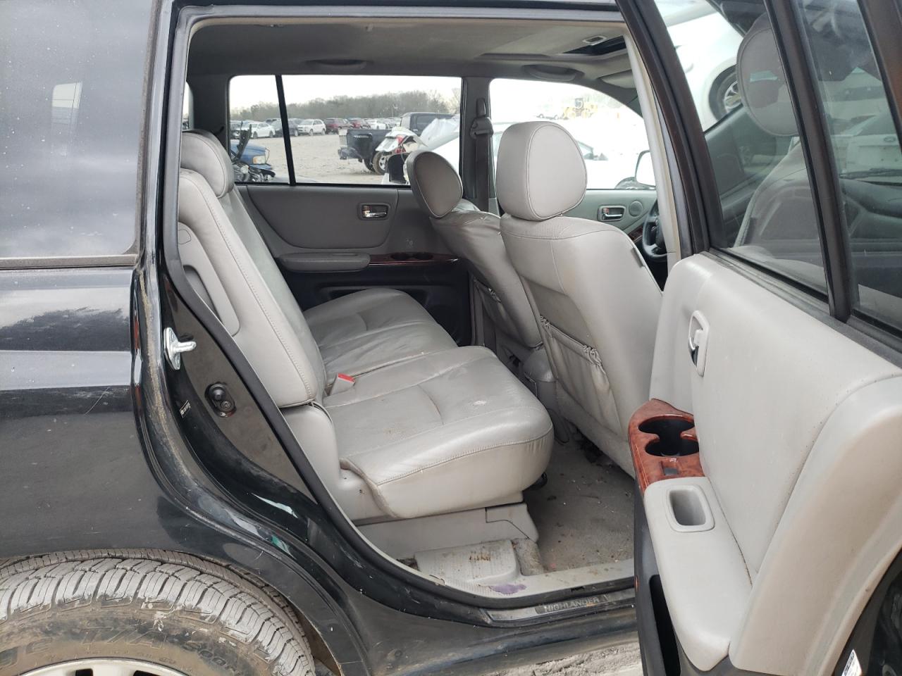 Photo 6 from auction – 2007 TOYOTA HIGHLANDER with VIN JTEDW21A070019186