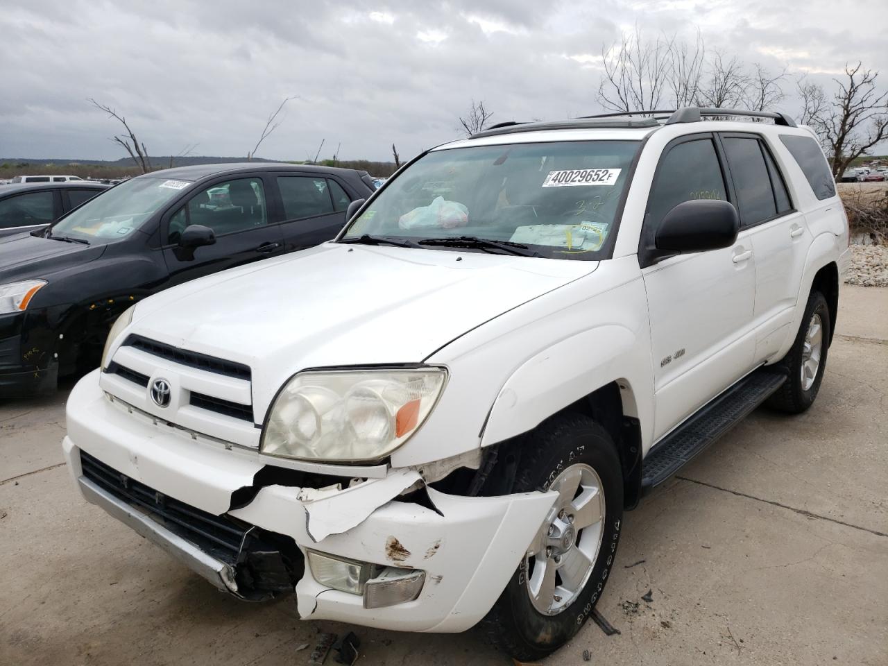 صورة رقم 2 من المزاد - 2004 TOYOTA 4RUNNER SR مع VIN JTEBU14R148019381