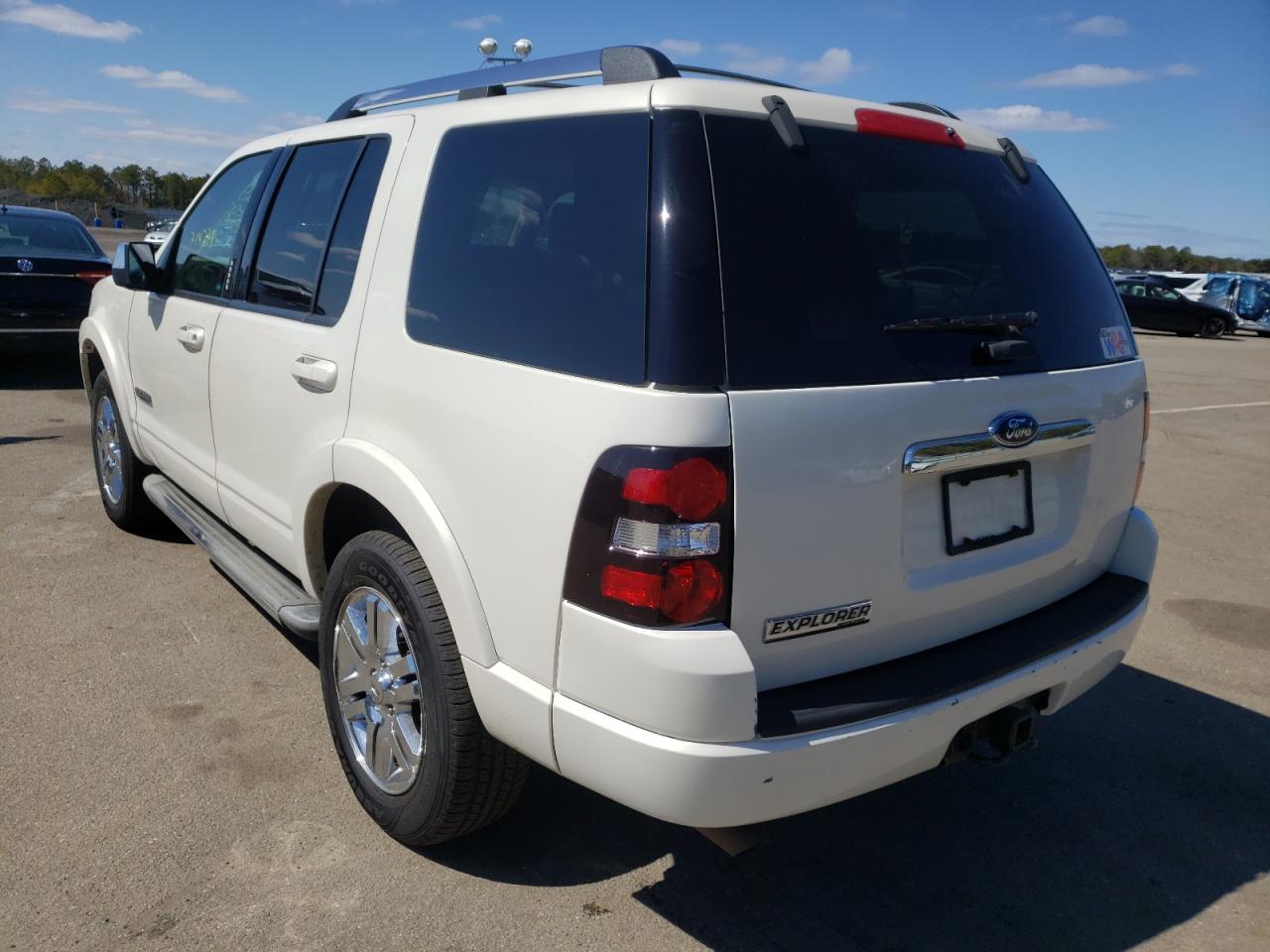 Photo 3 from auction – 2008 FORD EXPLORER with VIN 1FMEU65E28UA45989