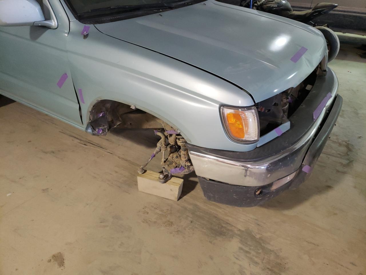 Photo 9 from auction – 2001 TOYOTA 4RUNNER SR with VIN JT3HN86R019046969