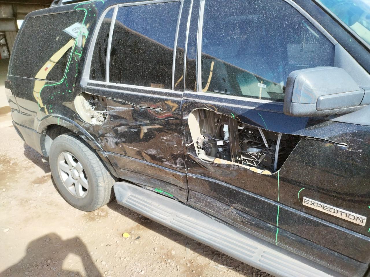 Photo 9 from auction – 2008 FORD EXPEDITION with VIN 1FMFU15508LA04306