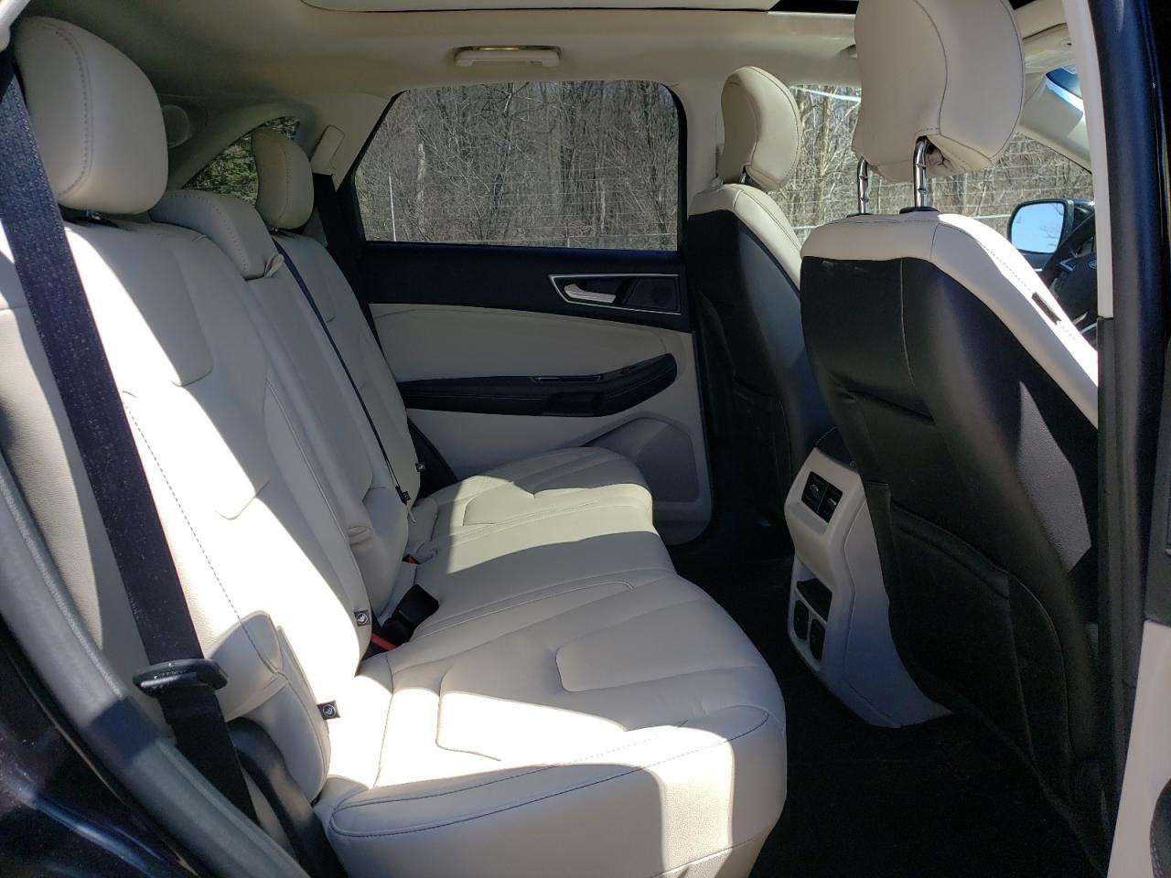 Photo 6 from auction – 2019 FORD EDGE TITAN with VIN 2FMPK4K98KBB48311