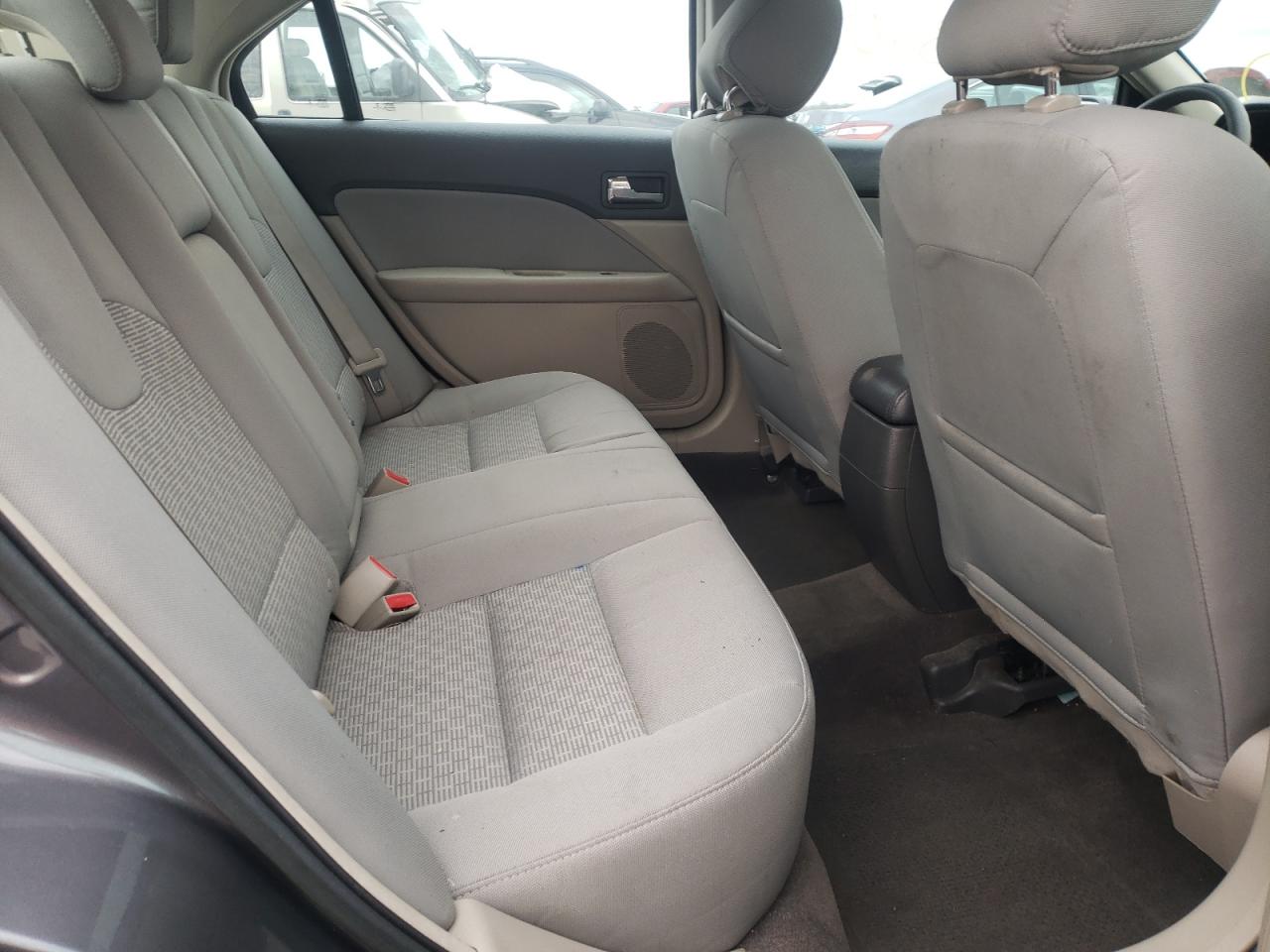 Photo 6 from auction – 2012 FORD FUSION SE with VIN 3FAHP0HA4CR387609