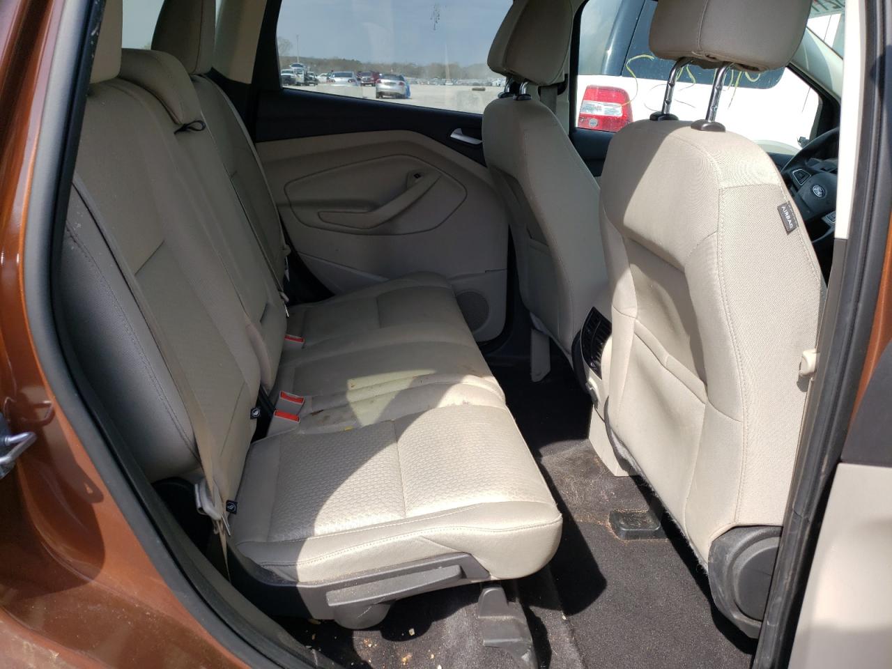 Photo 6 from auction – 2017 FORD ESCAPE SE with VIN 1FMCU0GD7HUE04617