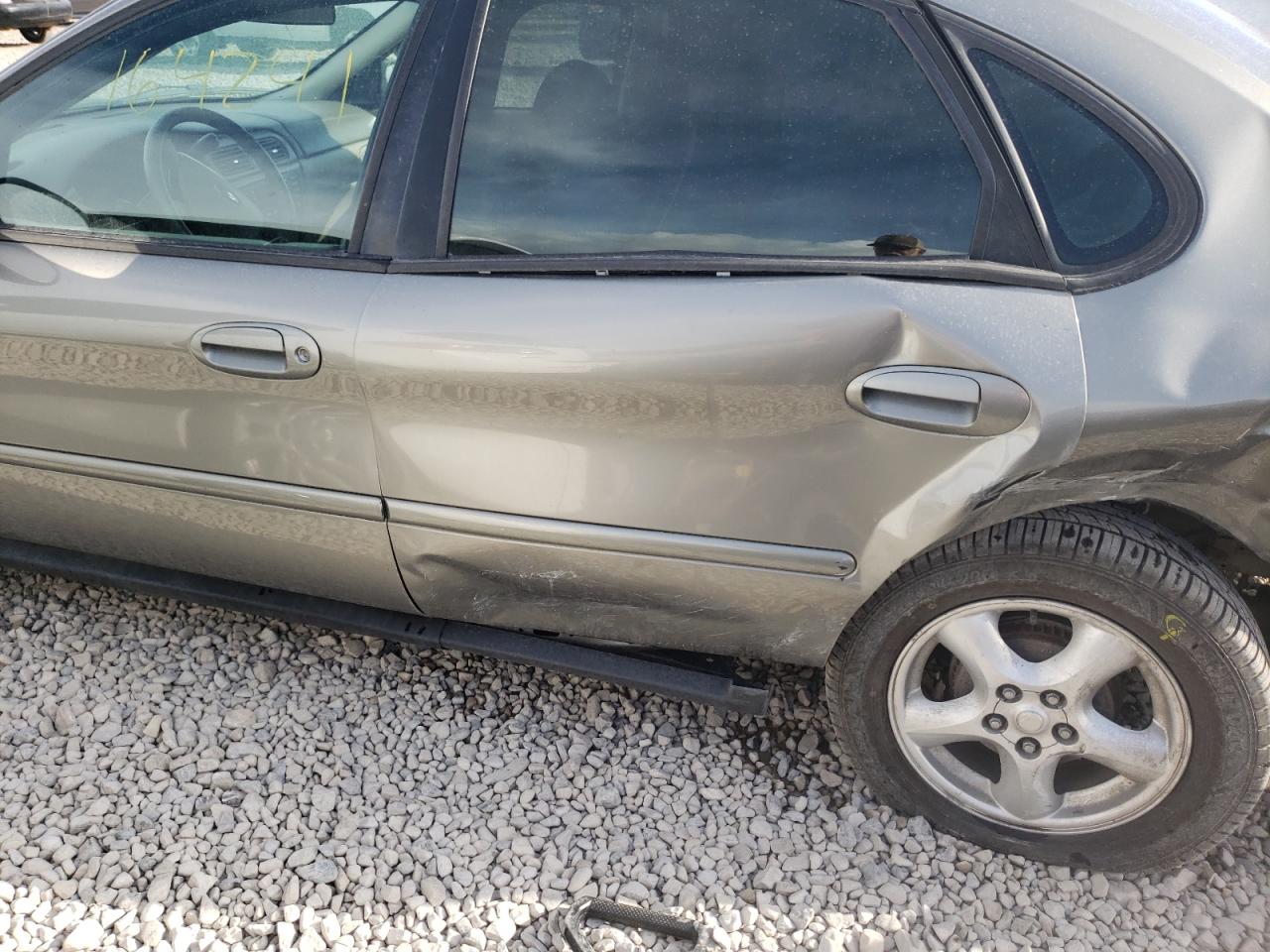 Photo 10 from auction – 2004 FORD TAURUS SES with VIN 1FAFP55U24G100411