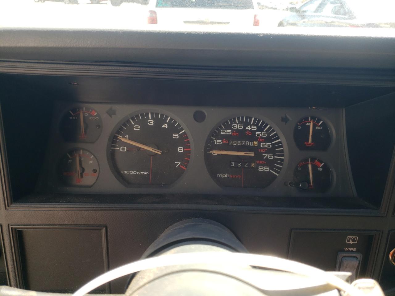 Photo 8 from auction – 1993 JEEP CHEROKEE S with VIN 1J4FT68S7PL599234