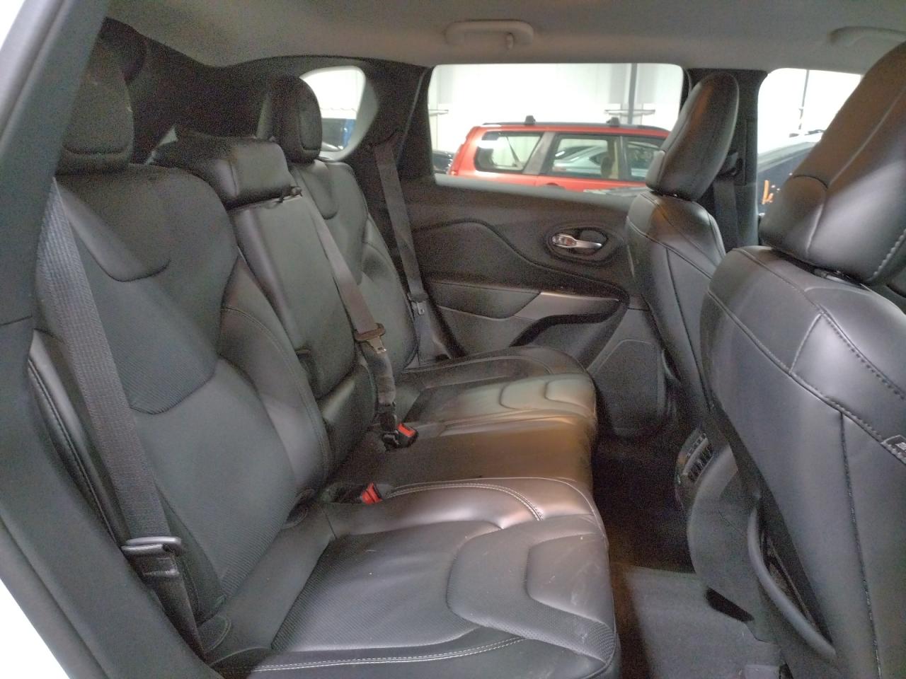 Photo 6 from auction – 2019 JEEP CHEROKEE L with VIN 1C4PJMDX8KD491908