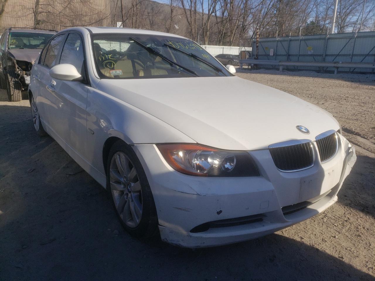BMW 328 I 2008 with VIN WBAVA37528NL56466 - Photo from auction