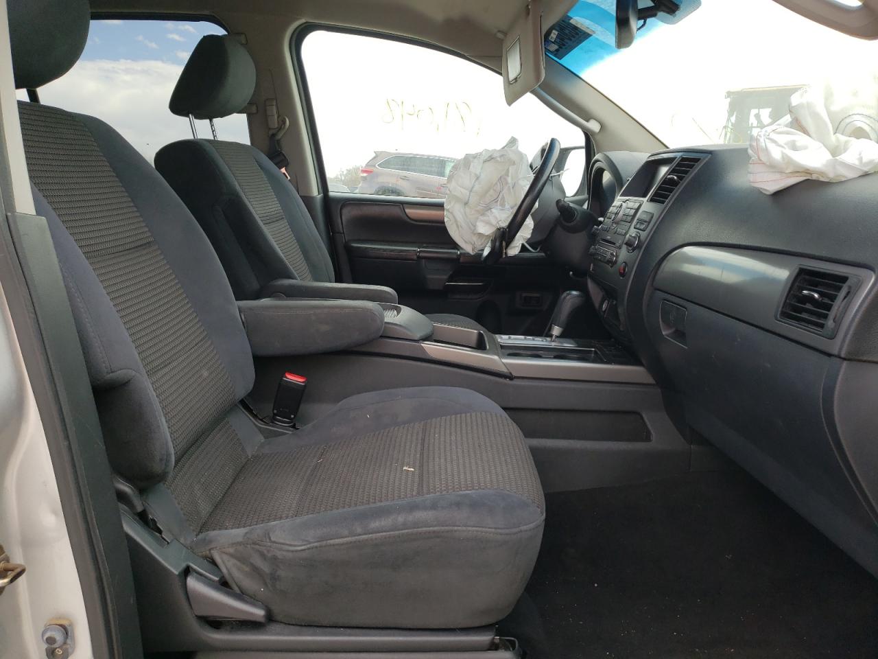 Photo 5 from auction – 2012 NISSAN ARMADA SV with VIN 5N1AA0NDXCN611136