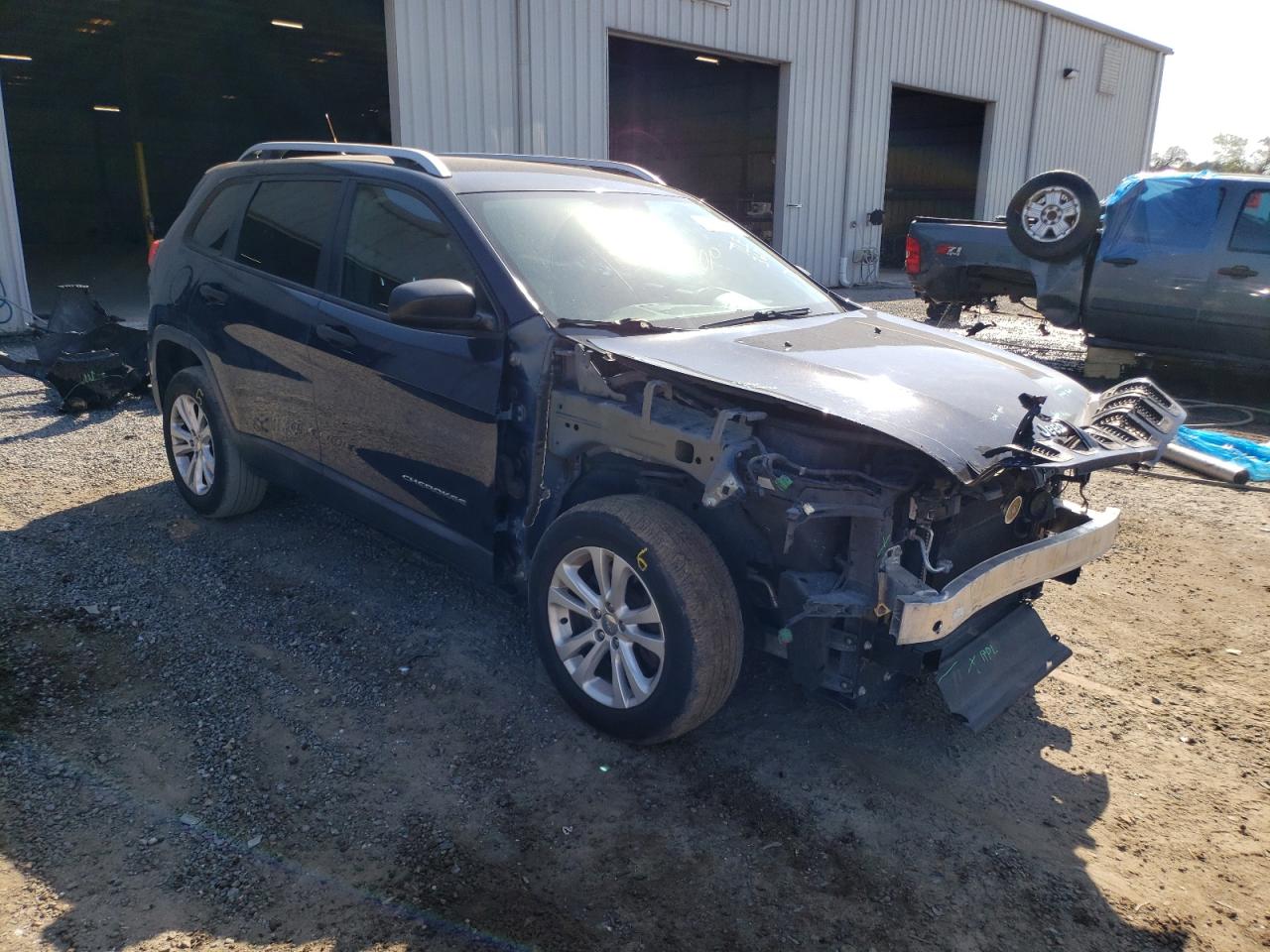 JEEP CHEROKEE S 2015 with VIN 1C4PJLAB5FW631278 - Photo from auction