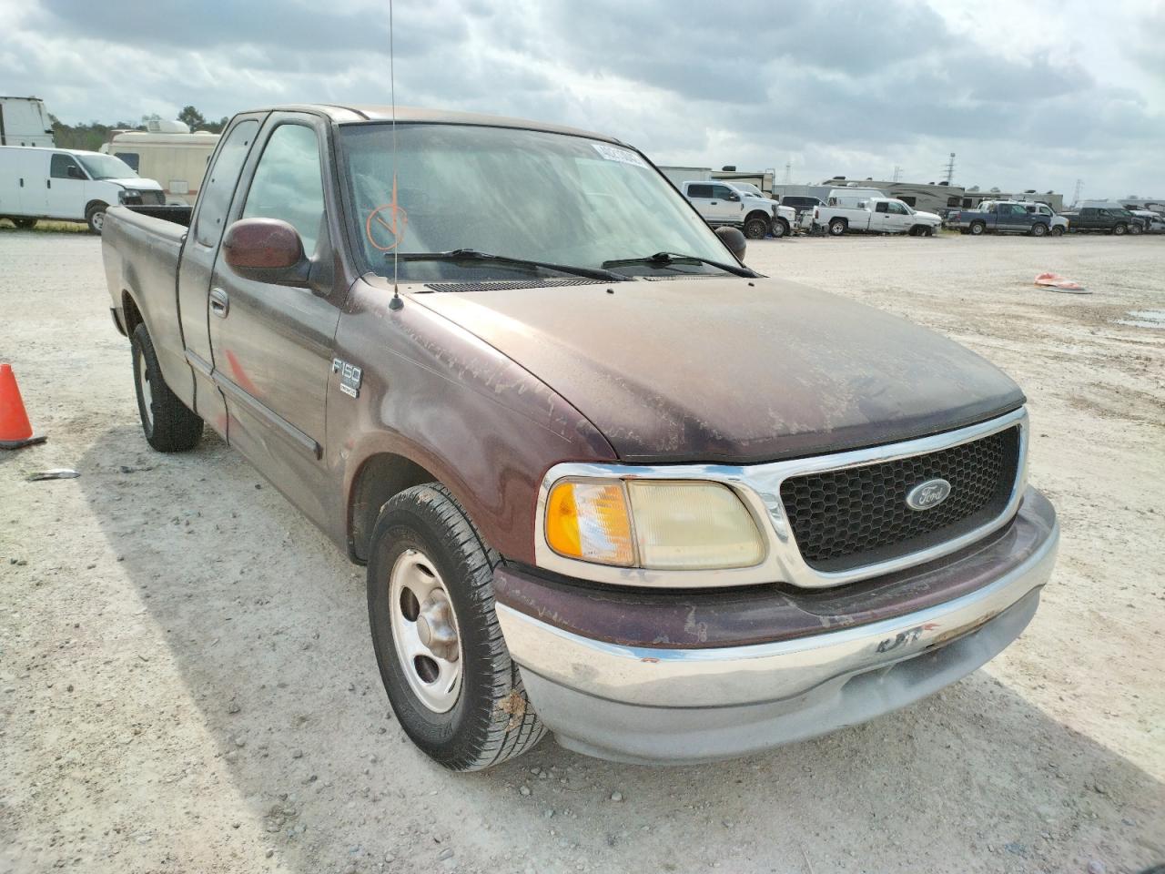 FORD F150 2003 with VIN 1FTRX17LX3NB17813 - Photo from auction