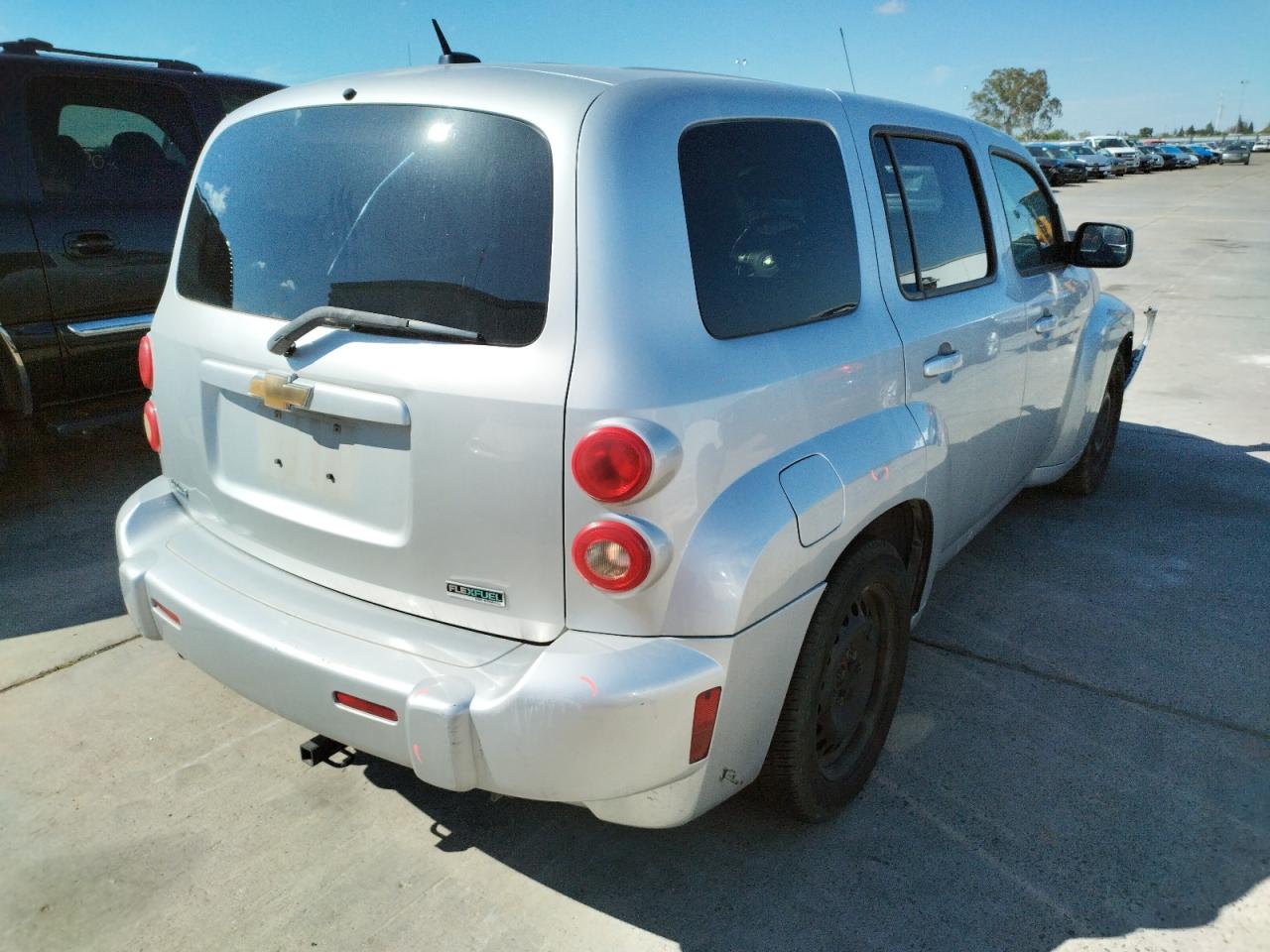 Photo 4 from auction – 2010 CHEVROLET HHR LS with VIN 3GNBAADB5AS547824