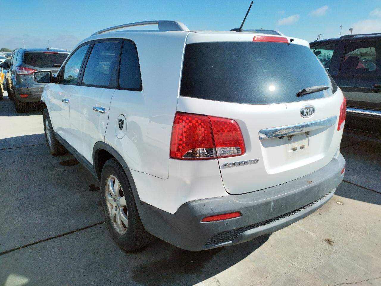 Photo 3 from auction – 2012 KIA SORENTO BA with VIN 5XYKT3A61CG297010