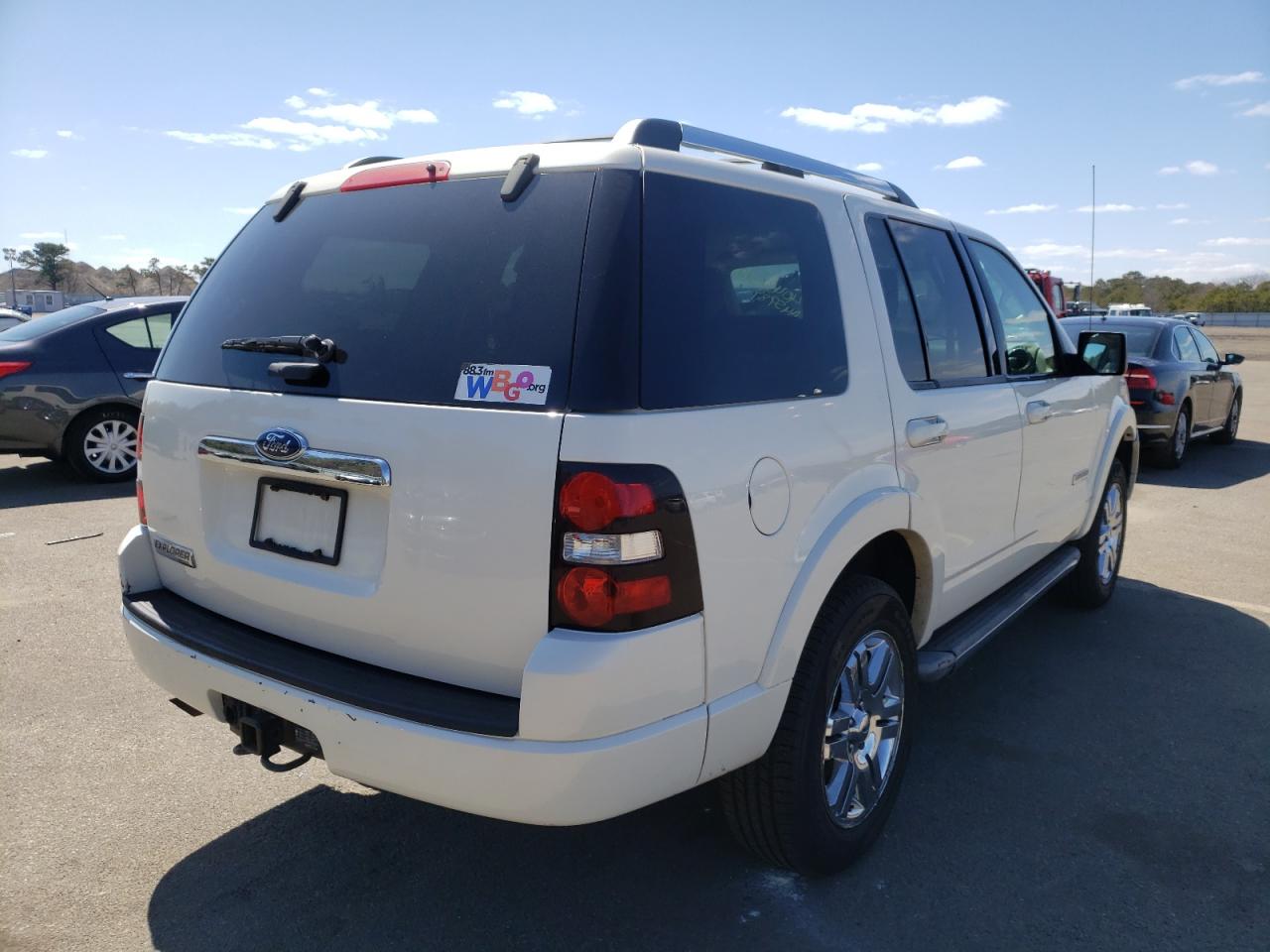 Photo 4 from auction – 2008 FORD EXPLORER with VIN 1FMEU65E28UA45989
