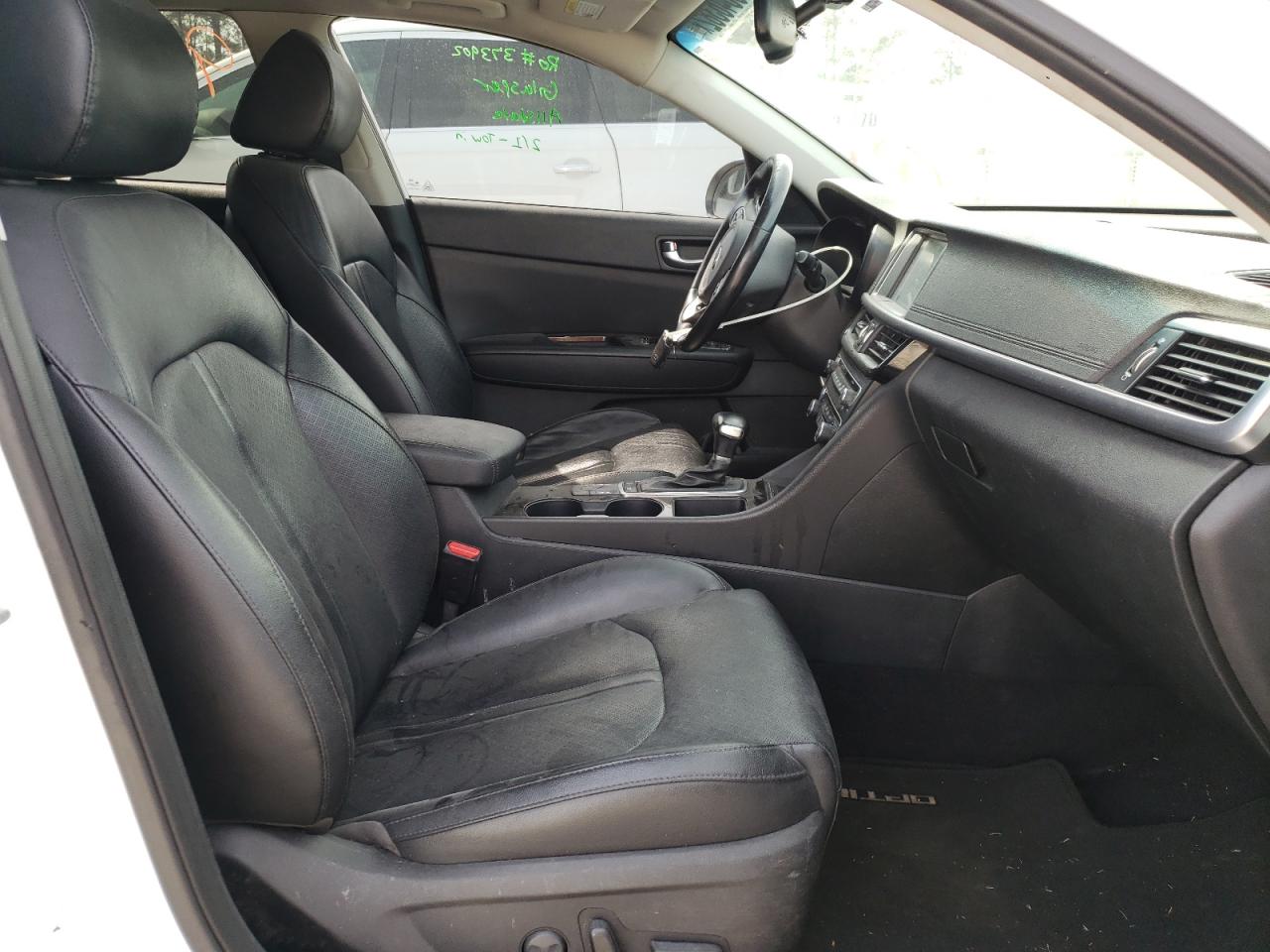 Photo 5 from auction – 2016 KIA OPTIMA EX with VIN 5XXGU4L33GG090429