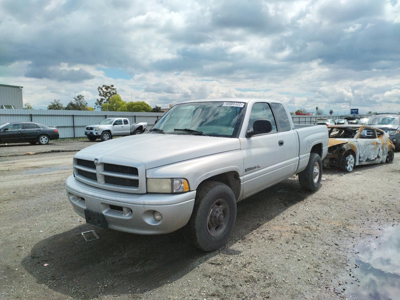 Photo 2 from auction – 2002 DODGE RAM 2500 with VIN 3B7KC23Z42M292080