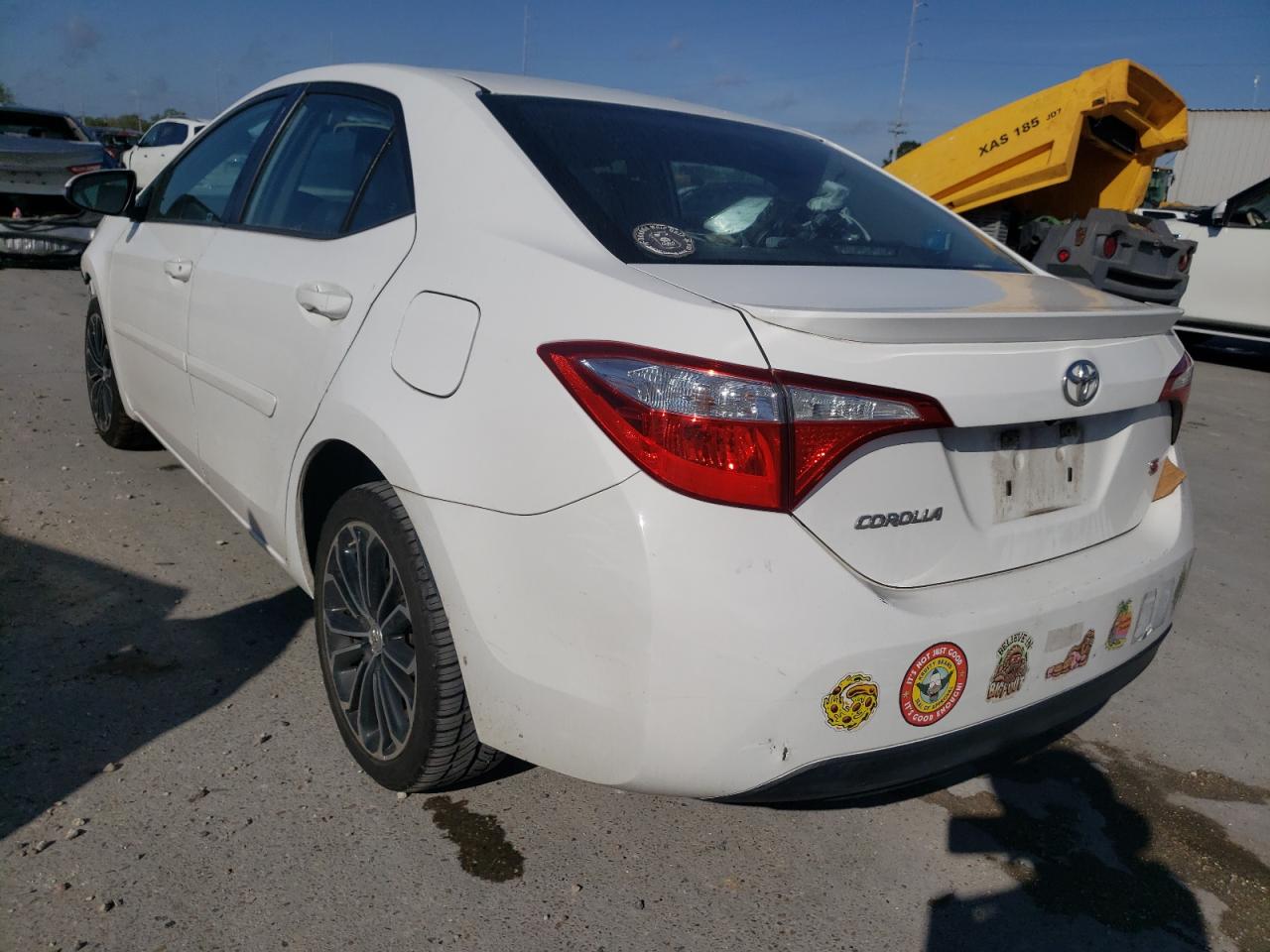 Photo 3 from auction – 2015 TOYOTA COROLLA L with VIN 5YFBURHE2FP258052