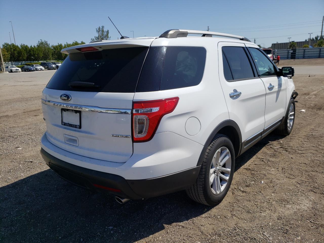 Photo 4 from auction – 2013 FORD EXPLORER X with VIN 1FM5K7D84DGC57972