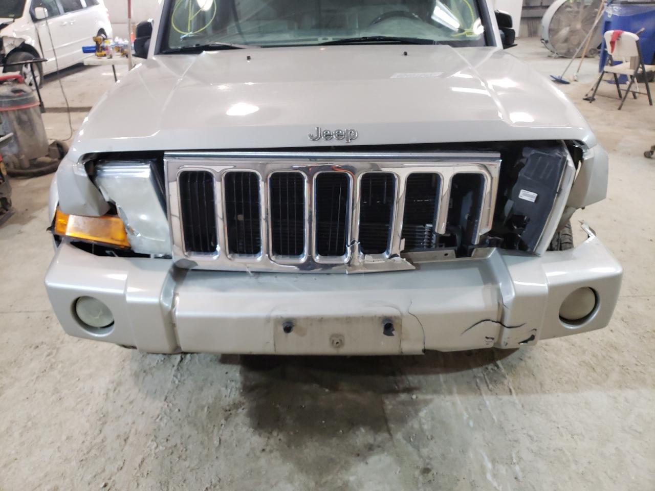Photo 9 from auction – 2007 JEEP COMMANDER with VIN 1J8HG58297C573210