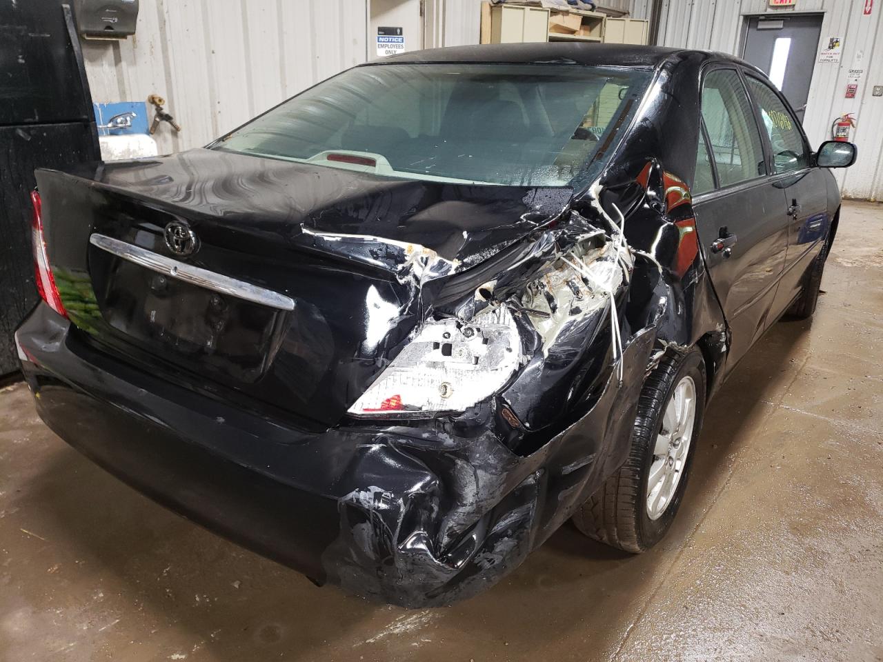 Photo 4 from auction – 2002 TOYOTA CAMRY LE with VIN 4T1BE32K92U093778