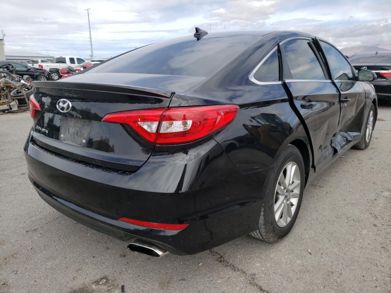 Photo 4 from auction – 2016 HYUNDAI SONATA SE with VIN 5NPE24AF2GH400892