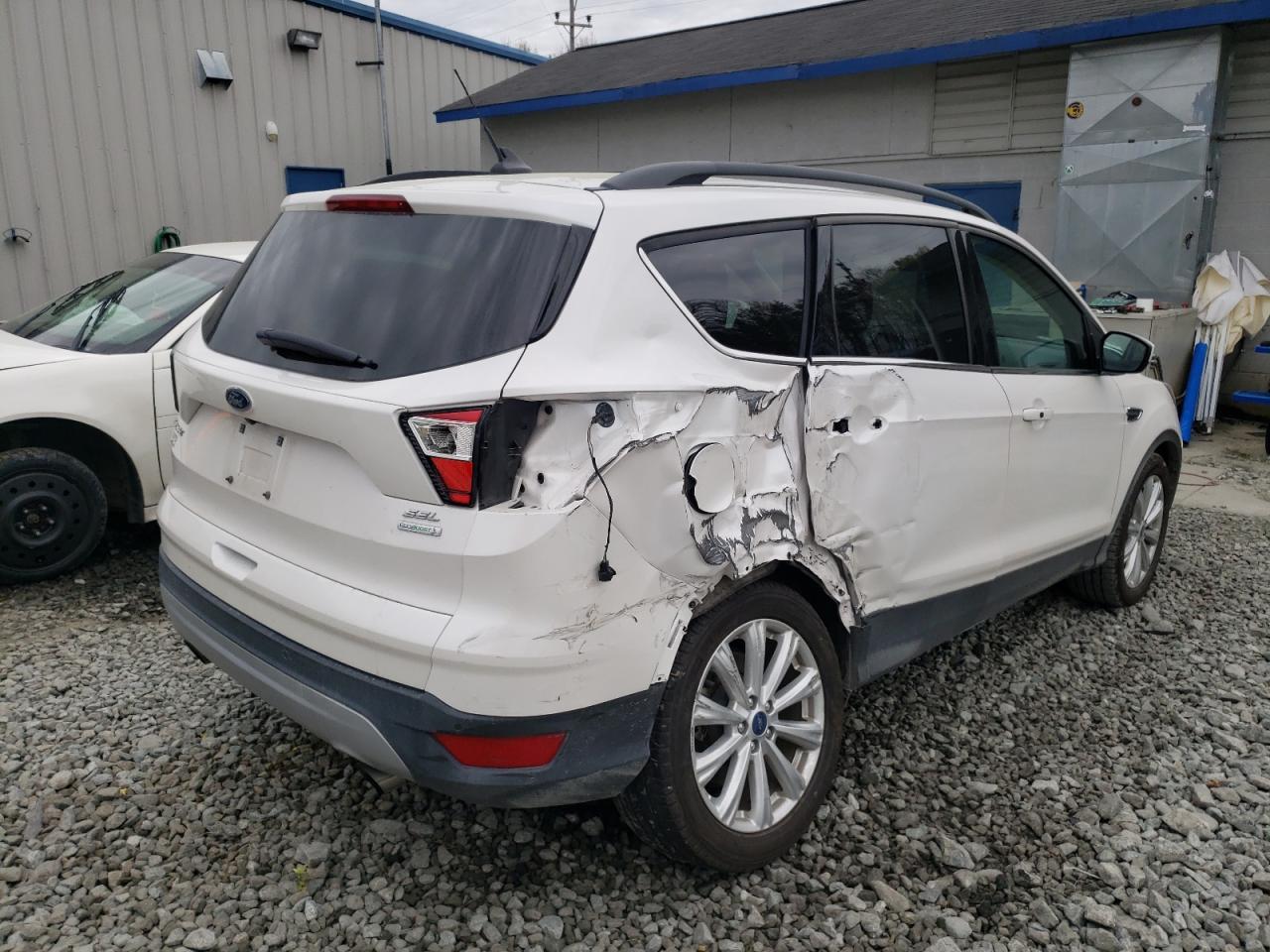 Photo 9 from auction – 2019 FORD ESCAPE SEL with VIN 1FMCU0HD6KUA11178