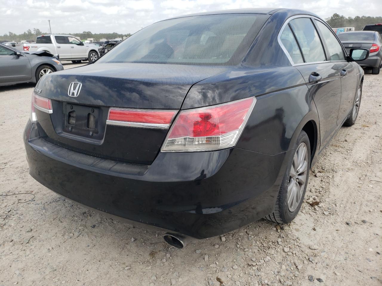 Photo 4 from auction – 2011 HONDA ACCORD EX with VIN 1HGCP2F70BA124065