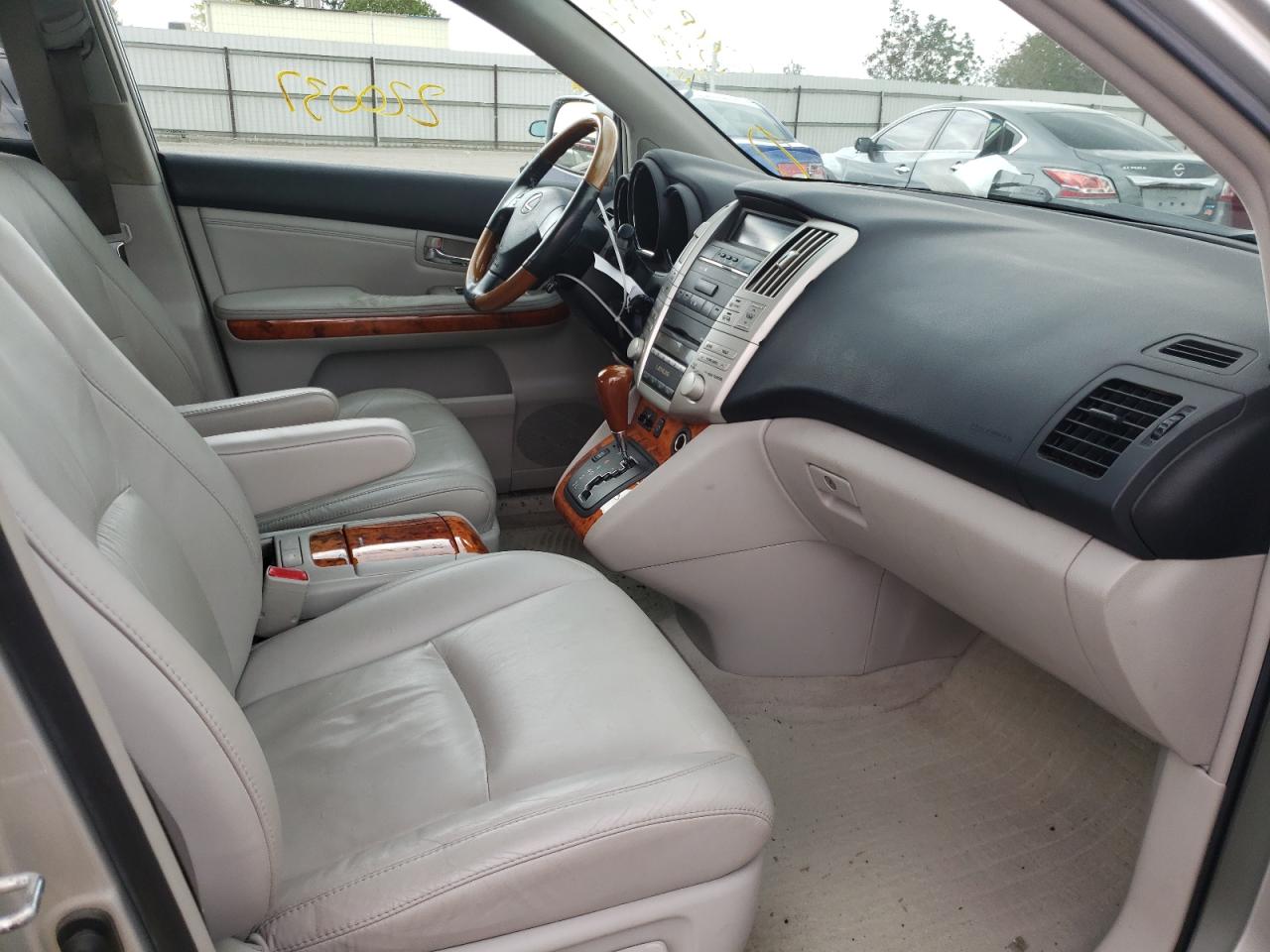 Photo 5 from auction – 2007 LEXUS RX 350 with VIN 2T2HK31U17C013223