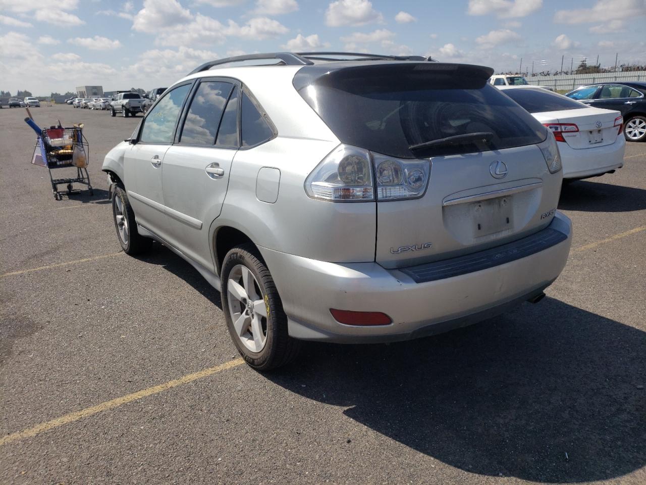 Photo 3 from auction – 2005 LEXUS RX 330 with VIN 2T2HA31U75C075936