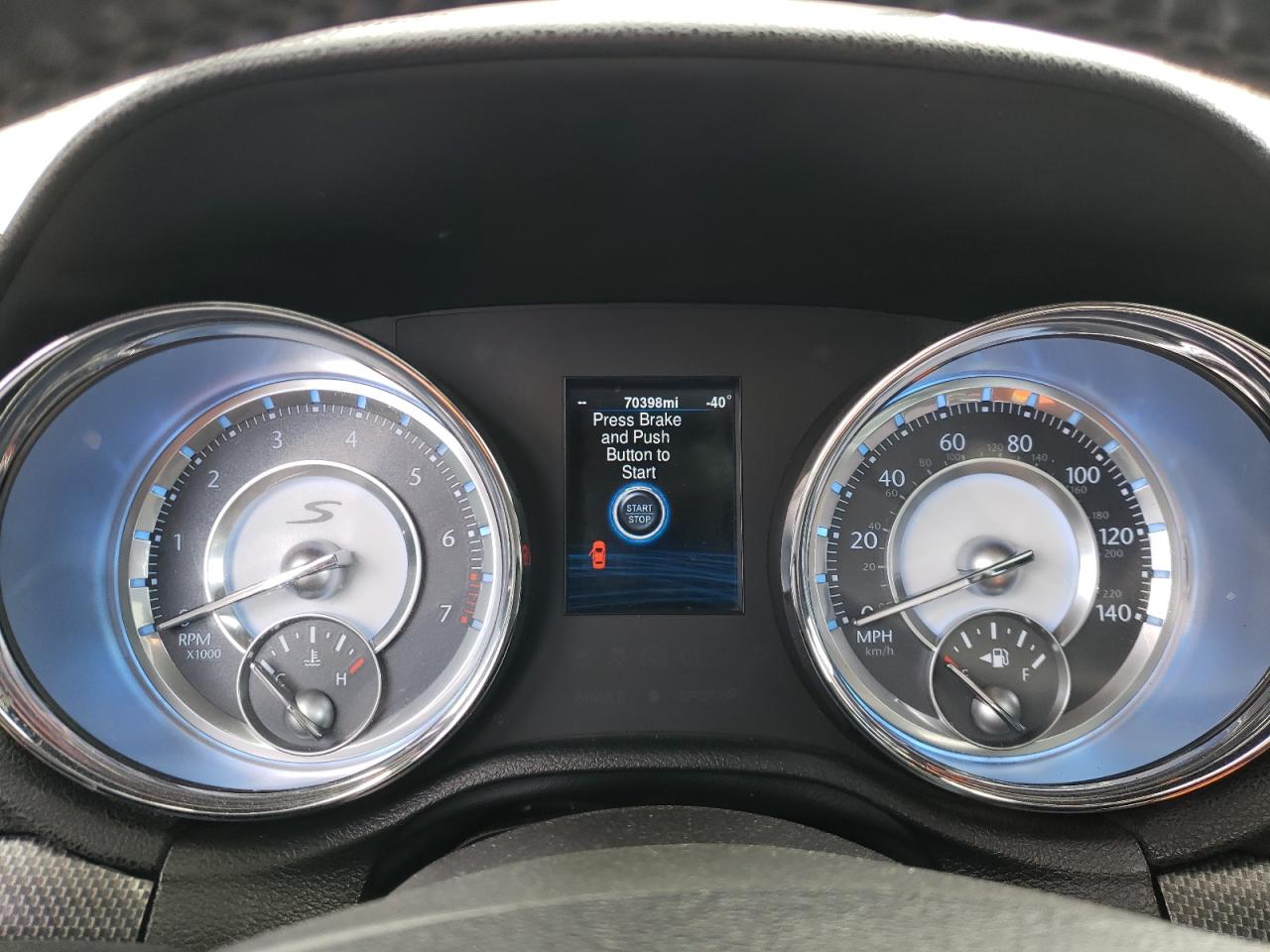 Photo 8 from auction – 2013 CHRYSLER 300 S with VIN 2C3CCABG6DH561622